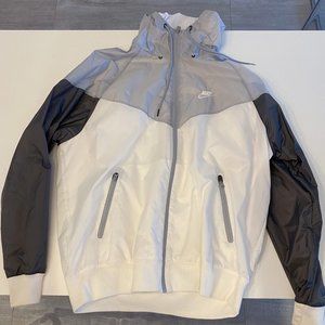 Nike Windbreaker (Men)